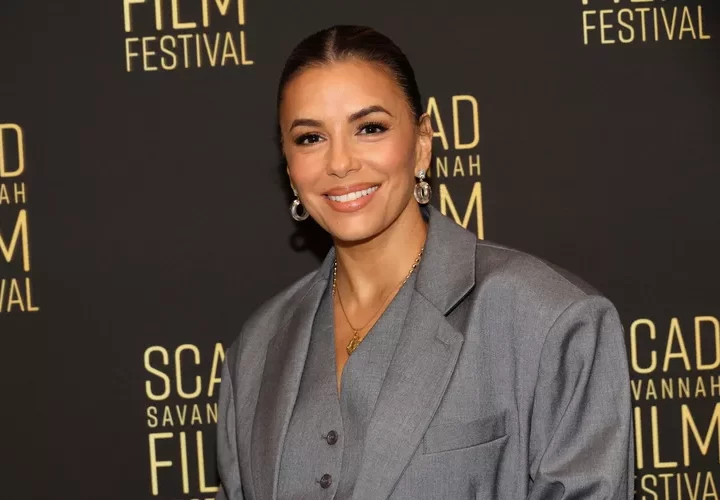 Eva Longoria Elevates the Slouchy Suit into a Polished Groufit Ensemble