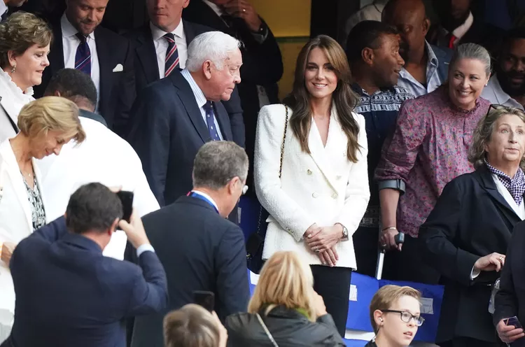 Kate Middleton Revisits Her Favorite Zara Blazer at the Rugby World Cup