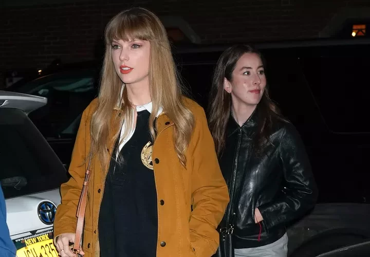 Taylor Swift Slays Preppy Fall Fashion on Girls’ Night Out with Haim in N.Y.C.